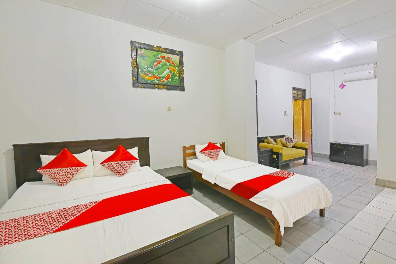 Oyo 3244 Grand Chandra Hotel Denpasa Buitenkant foto