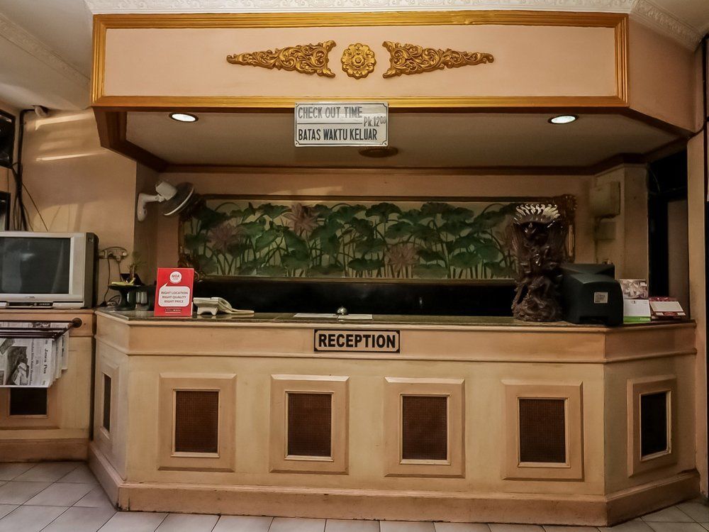 Oyo 3244 Grand Chandra Hotel Denpasa Buitenkant foto
