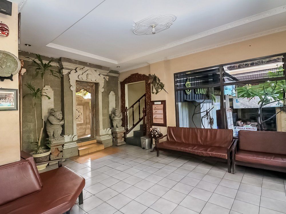 Oyo 3244 Grand Chandra Hotel Denpasa Buitenkant foto